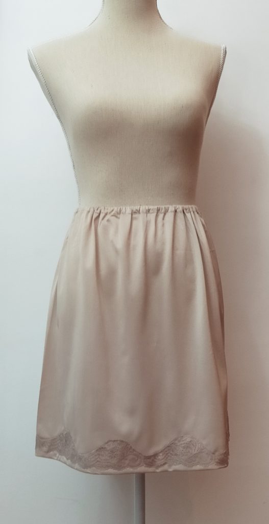 COMBINACIÓN FRUNCIDA