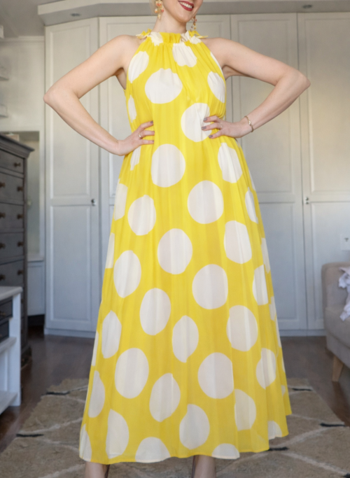 VESTIDO PLISADO LUNARES