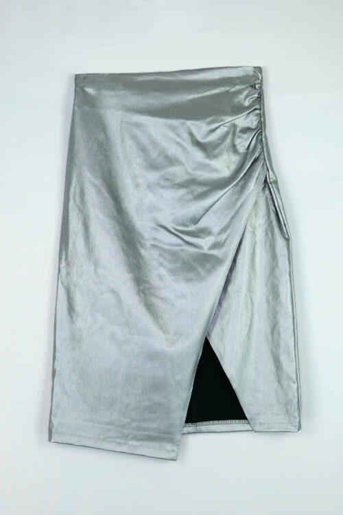 FALDA FRUNCIDA EFECTO METALIZADO