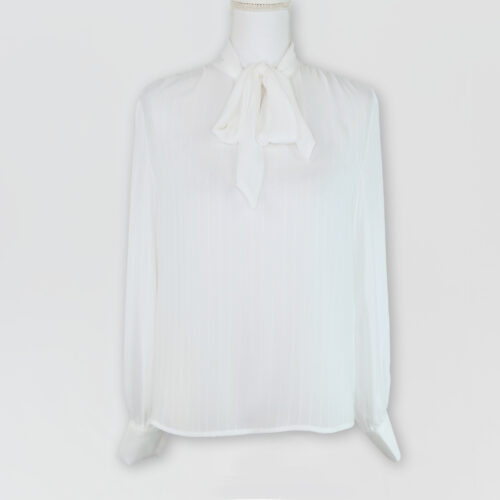 BLUSA ESCOTE PICO LAZADA - Imagen 5