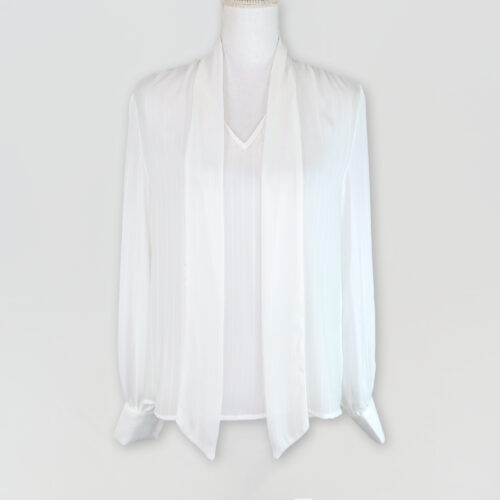 BLUSA ESCOTE PICO LAZADA - Imagen 4