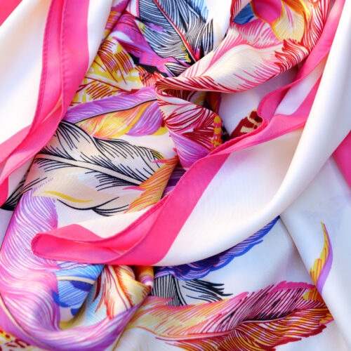 PAÑOLETA CON SEDA PLUMAS - Imagen 3