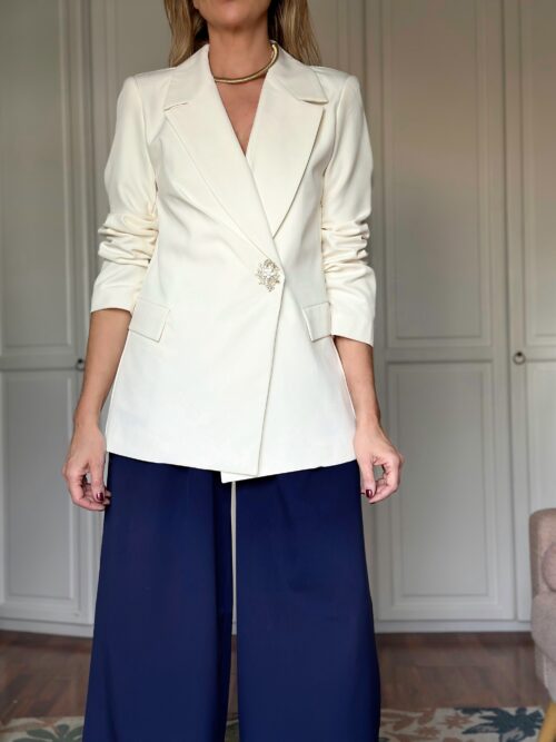 BLAZER CRUZADO BROCHE JOYA - Imagen 3