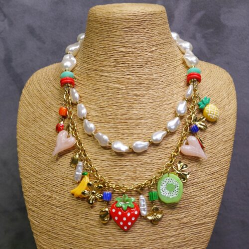 COLLAR PERLAS Y FRUTAS
