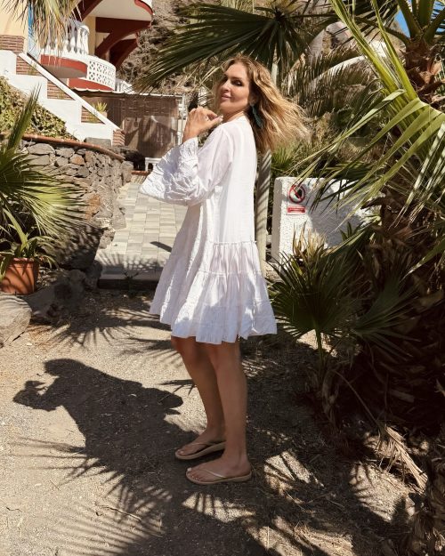 VESTIDO PLUMETI VOLANTES