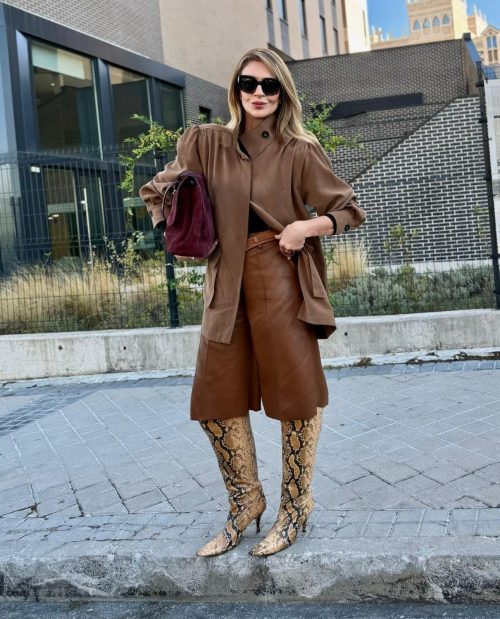 BERMUDA CAMEL EFECTO PIEL